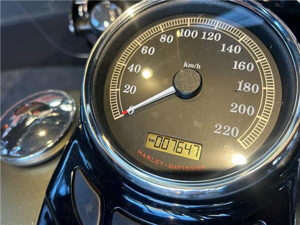 2017 Harley-Davidson FLSS Softail Slim S