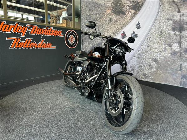 New Harley-Davidson FXSE CVO Pro Street Breakout