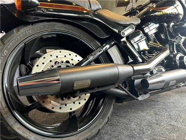 New Harley-Davidson FXSE CVO Pro Street Breakout