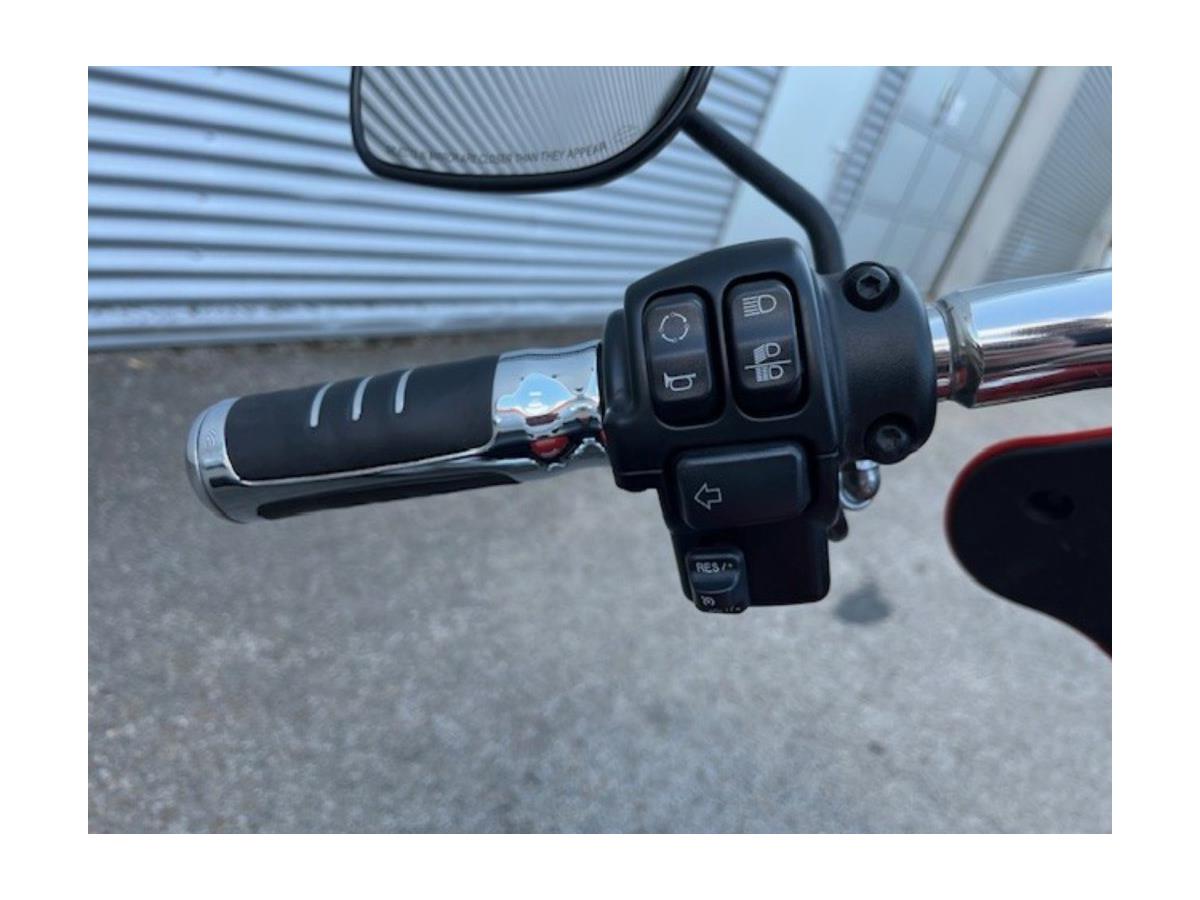 2020 Harley-Davidson Softail Sport Glide FLSB