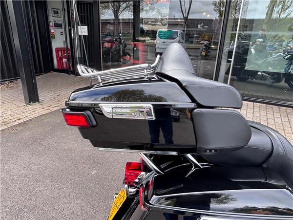 2023 HARLEY-DAVIDSON FLTRK ROAD GLIDE LIMITED