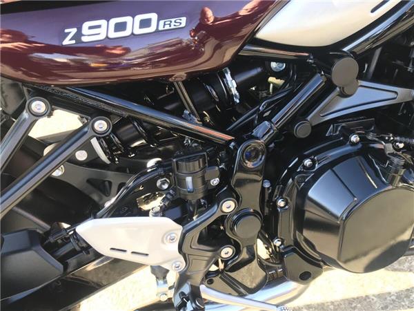 2025 Kawasaki Z900 RS