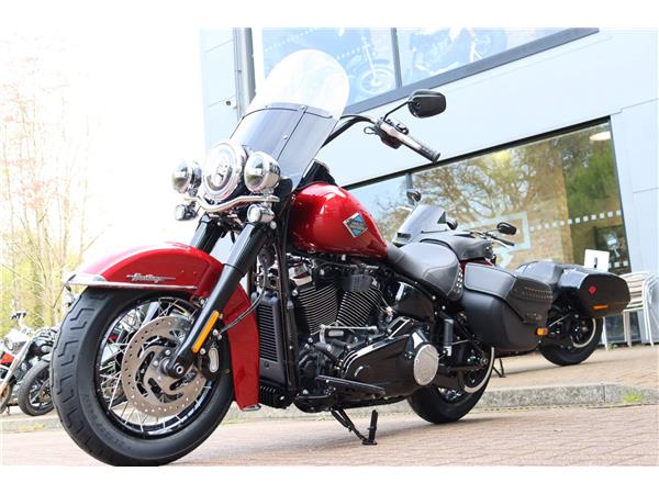 2026 HARLEY-DAVIDSON SOFTAIL FLHC HERITAGE CLASSIC