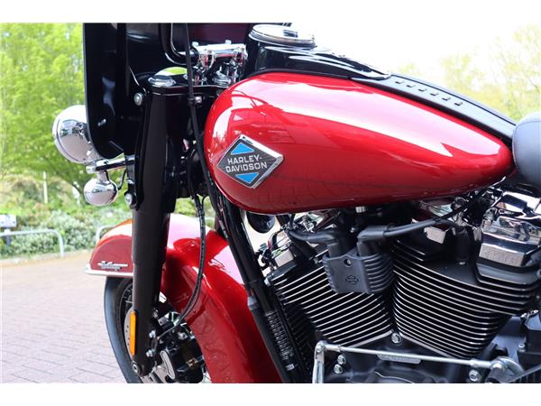 2026 HARLEY-DAVIDSON SOFTAIL FLHC HERITAGE CLASSIC