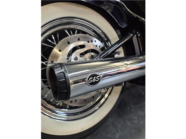 2019 HARLEY-DAVIDSON DELUXE