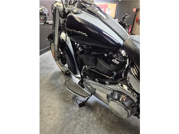 2019 HARLEY-DAVIDSON DELUXE