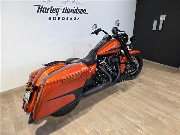 2019 HARLEY-DAVIDSON ROAD KING