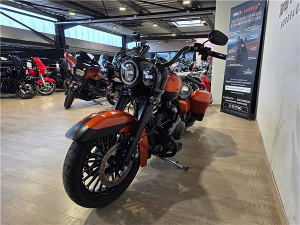 2019 HARLEY-DAVIDSON ROAD KING