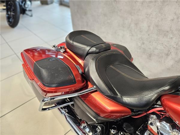 CVO FLHXSE STREET GLIDE 