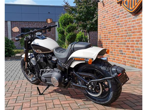FXFBS Softail Fat Bob 114 