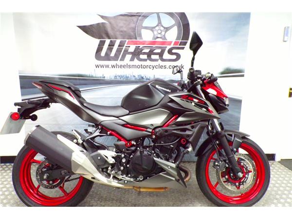 2025 KAWASAKI Z500