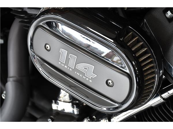 2018 HARLEY-DAVIDSON SOFTAIL FXFBS FAT BOB 114
