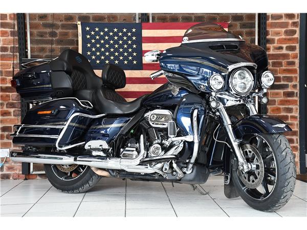 2018 HARLEY-DAVIDSON CVO FLHTKSE ELECTRA GLIDE ULTRA LIMITED