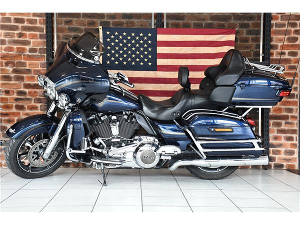 2018 HARLEY-DAVIDSON CVO FLHTKSE ELECTRA GLIDE ULTRA LIMITED
