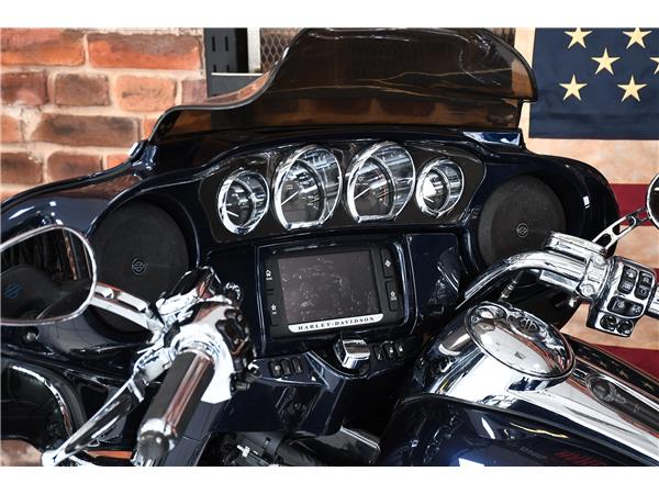 2018 HARLEY-DAVIDSON CVO FLHTKSE ELECTRA GLIDE ULTRA LIMITED