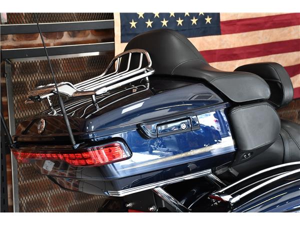 2018 HARLEY-DAVIDSON CVO FLHTKSE ELECTRA GLIDE ULTRA LIMITED