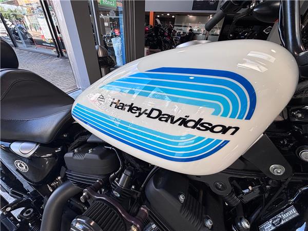 2018 HARLEY-DAVIDSON SPORTSTER XL1200NS IRON 1200