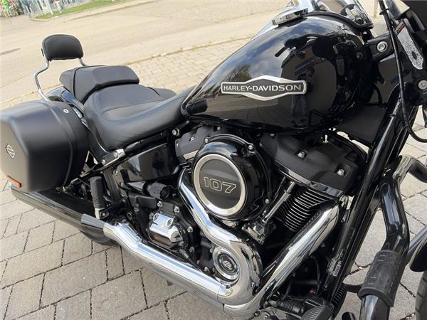 2020 Harley-Davidson Softail Sport Glide FLSB