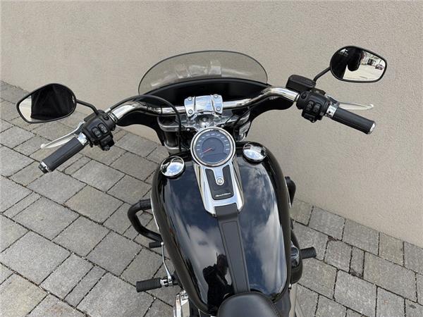 2020 Harley-Davidson Softail Sport Glide FLSB