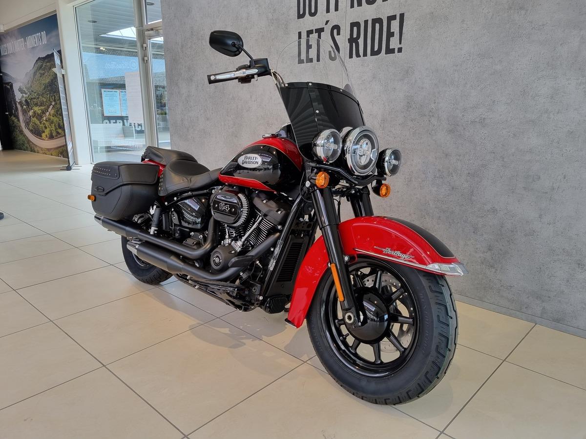 FLHCS Softail Heritage Classic 