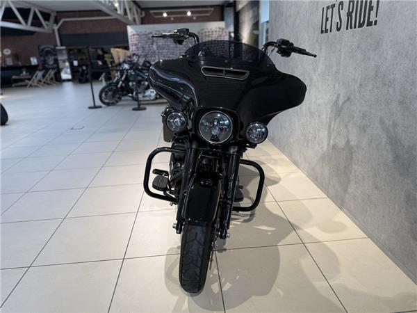 FLHXS Street Glide Special 