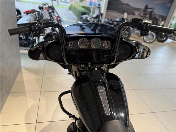 FLHXS Street Glide Special 