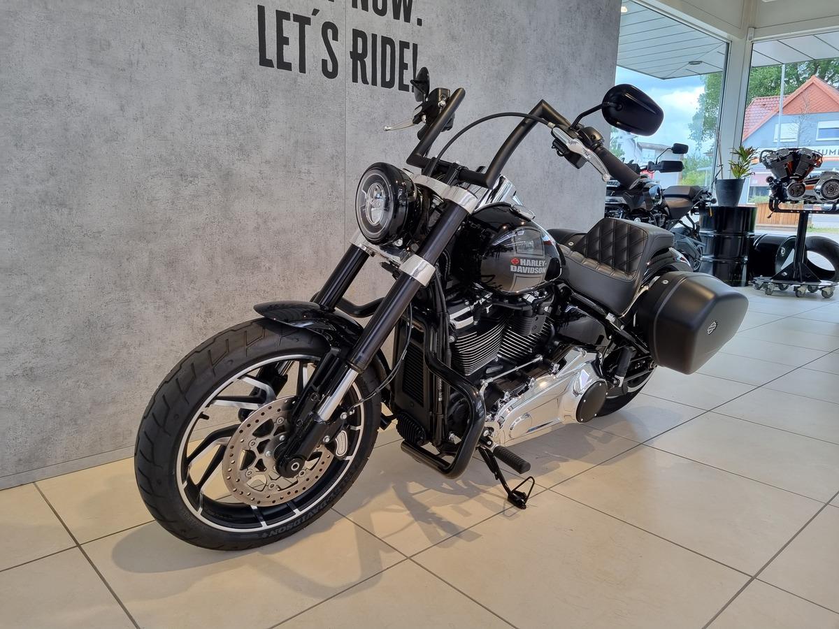 FLSB Softail Sport Glide 