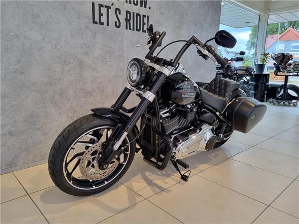 FLSB Softail Sport Glide 
