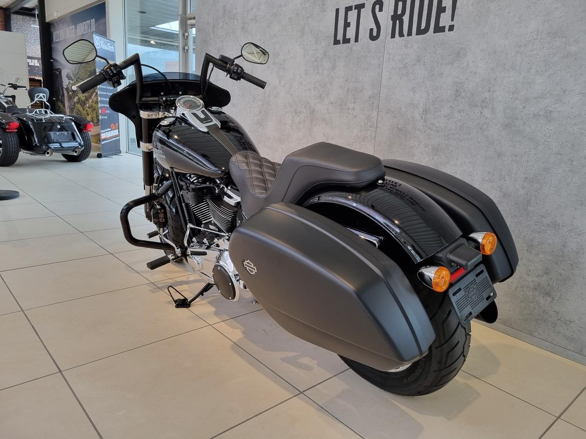 FLSB Softail Sport Glide 