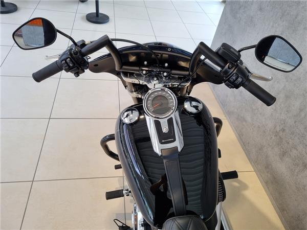 FLSB Softail Sport Glide 