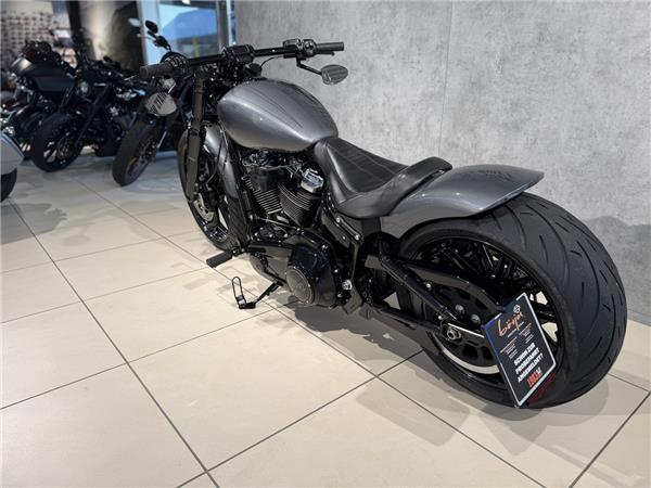 FXBRS Softail Breakout 