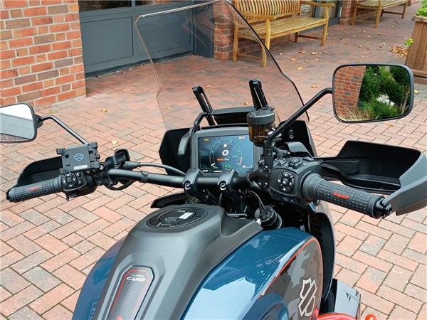 RA1250 CVO Pan America 