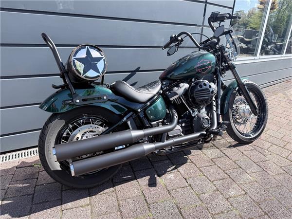 FXBB Softail Street Bob Custom Bike