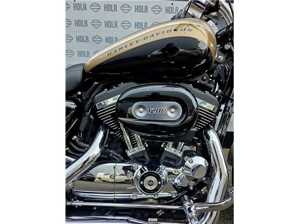 2018 HARLEY-DAVIDSON CUSTOM