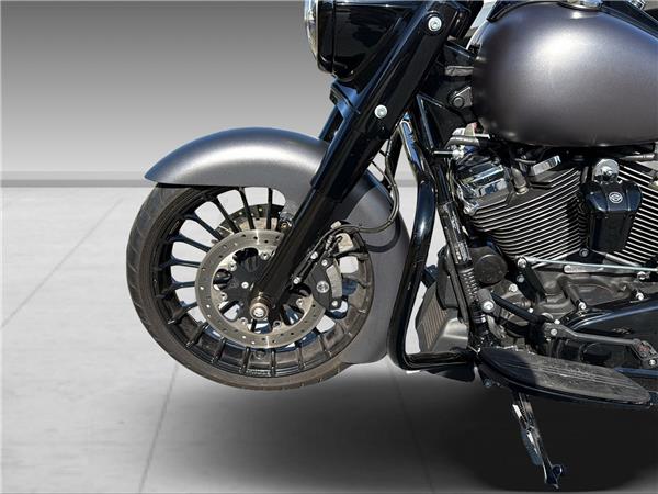 2017 harley-davidson FLHRXS Road King Special 107 ABS