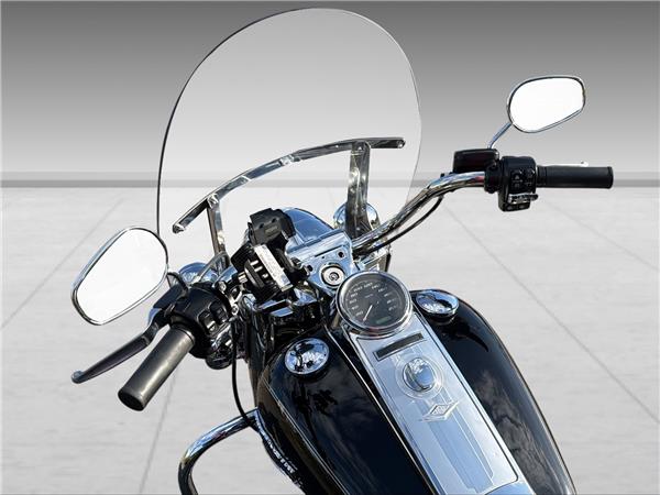 2016 harley-davidson FLHRC Road King Classic 103 ABS