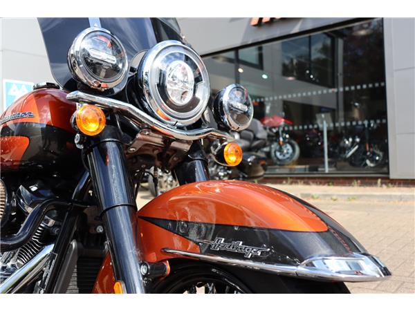 2020 HARLEY-DAVIDSON SOFTAIL FLHCS HERITAGE CLASSIC 114