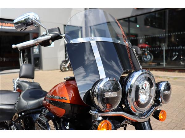 2020 HARLEY-DAVIDSON SOFTAIL FLHCS HERITAGE CLASSIC 114