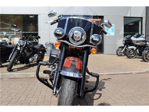2020 HARLEY-DAVIDSON SOFTAIL FLHCS HERITAGE CLASSIC 114