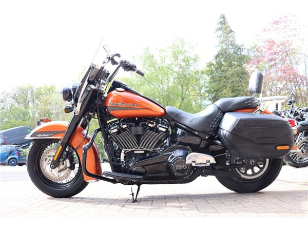 2020 HARLEY-DAVIDSON SOFTAIL FLHCS HERITAGE CLASSIC 114