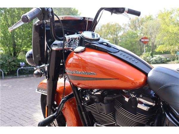 2020 HARLEY-DAVIDSON SOFTAIL FLHCS HERITAGE CLASSIC 114