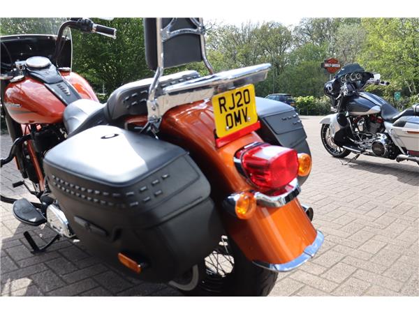 2020 HARLEY-DAVIDSON SOFTAIL FLHCS HERITAGE CLASSIC 114