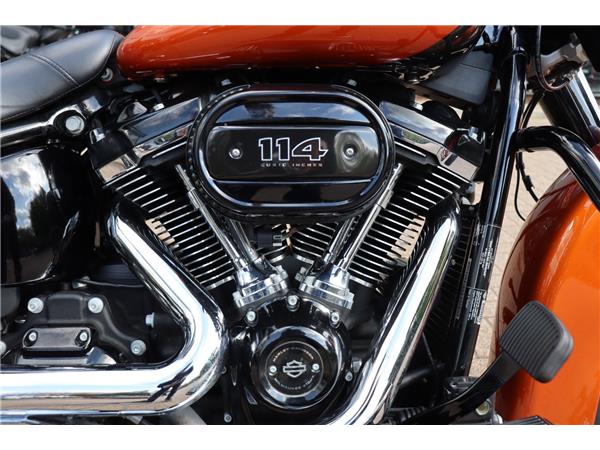 2020 HARLEY-DAVIDSON SOFTAIL FLHCS HERITAGE CLASSIC 114