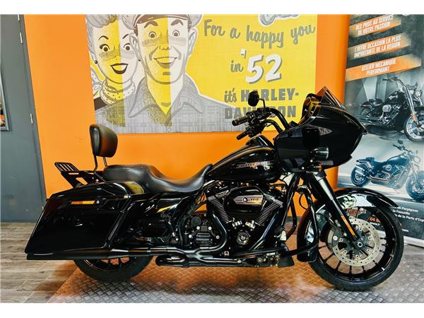 2018 HARLEY-DAVIDSON ROAD GLIDE