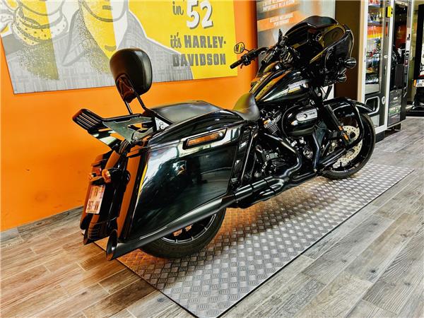 2018 HARLEY-DAVIDSON ROAD GLIDE