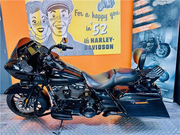 2018 HARLEY-DAVIDSON ROAD GLIDE