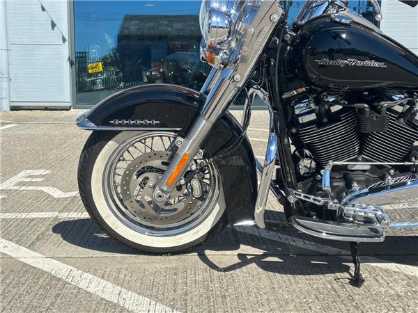 2019 HARLEY-DAVIDSON SOFTAIL FLDE DELUXE