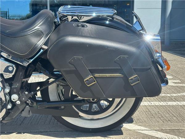 2019 HARLEY-DAVIDSON SOFTAIL FLDE DELUXE