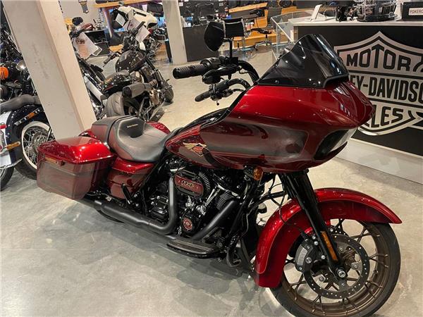 FLTRXS Road Glide Special 120th Any J&H Auspuff