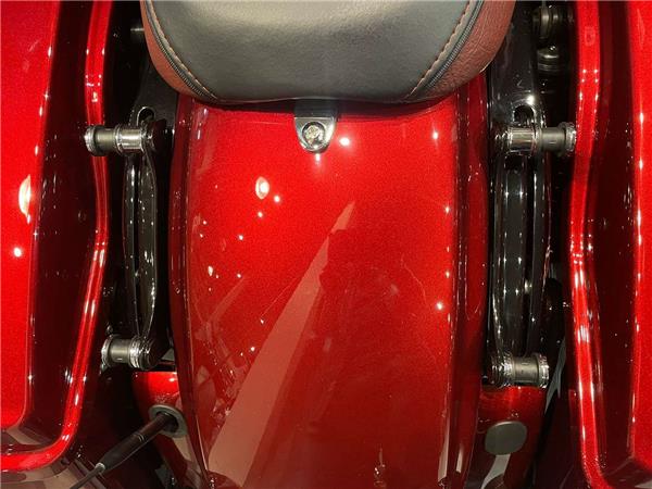 FLTRXS Road Glide Special 120th Any J&H Auspuff